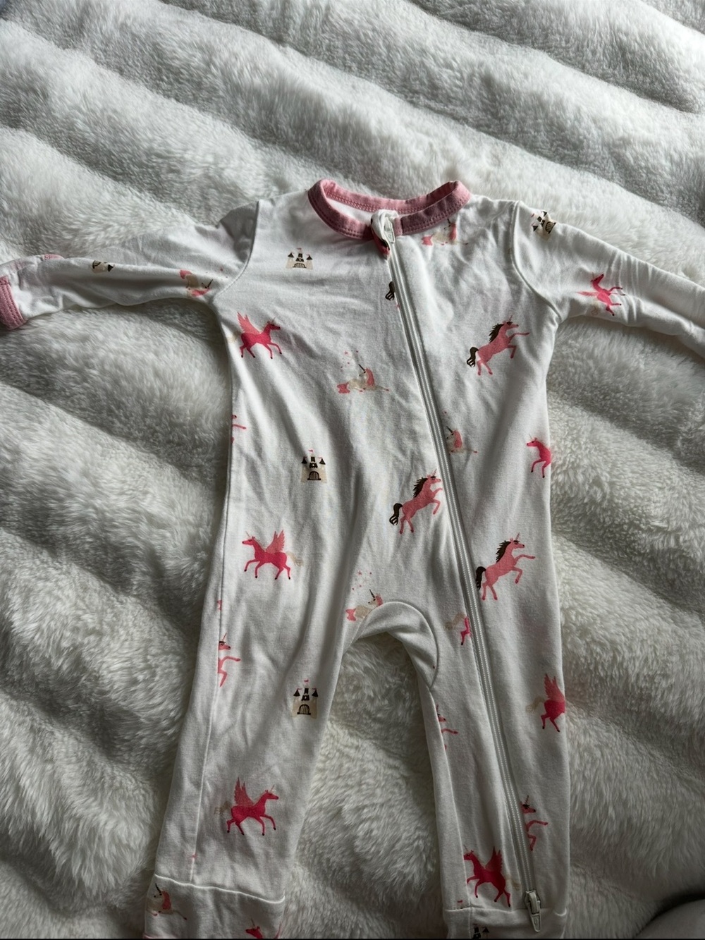 Kyte Baby 0-3 onesie